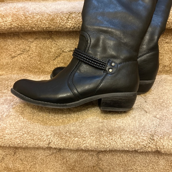 Reiker Boots with Fleece Lining - Picture 4 of 8